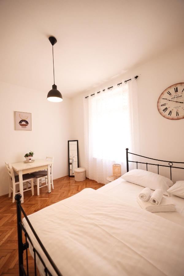 Cozy Studio Apartments In City Centar Stosija Zadar Exteriör bild
