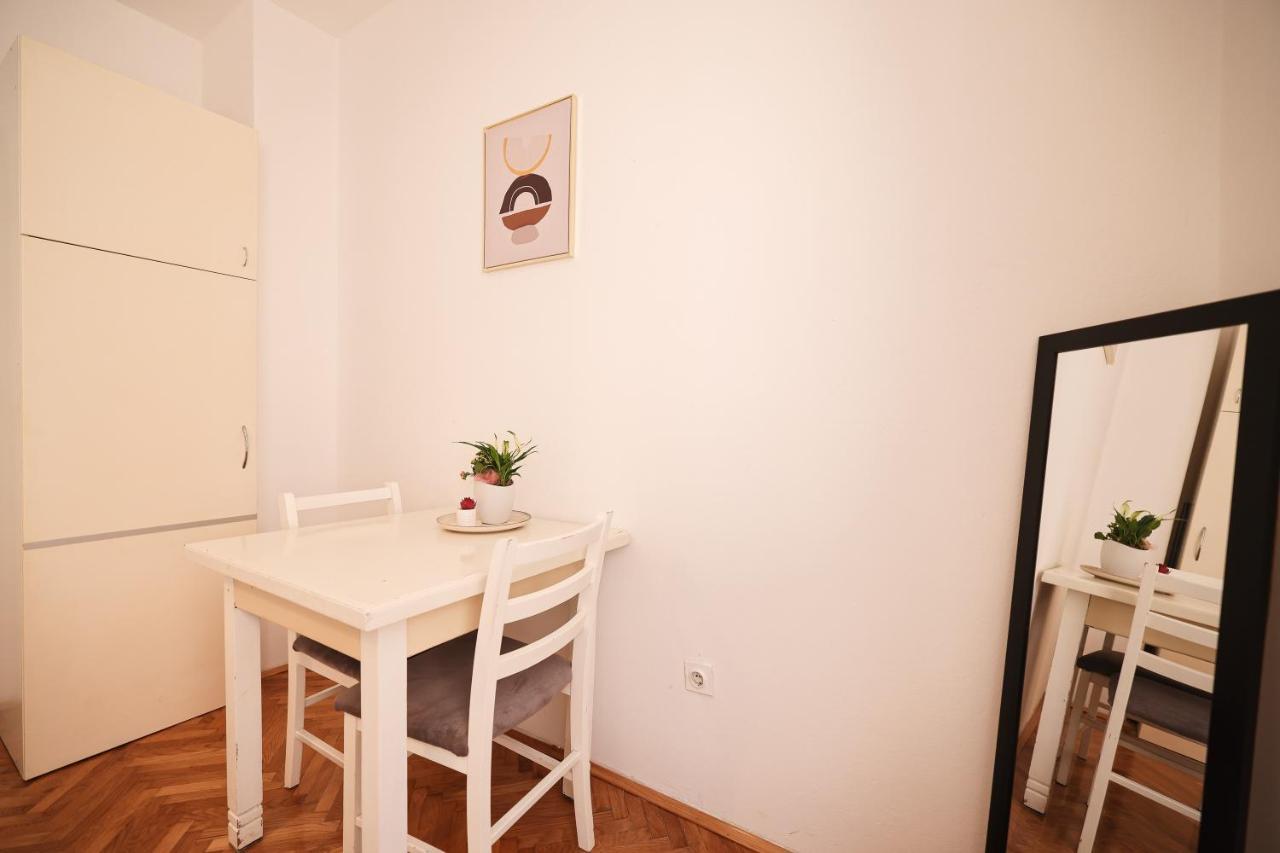 Cozy Studio Apartments In City Centar Stosija Zadar Exteriör bild